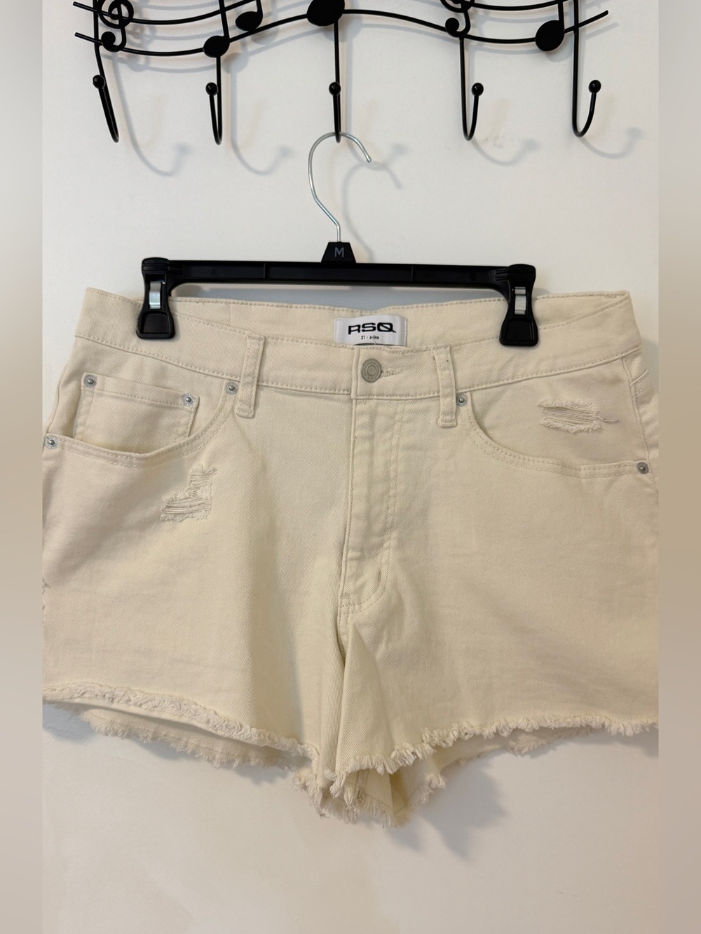 Tilly’s RSQ Women's Cream Denim Frayed Hem Cotton Shorts